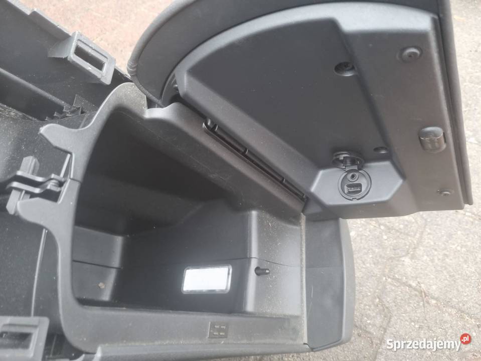 TUNEL ŚRODKOWY PODŁOKIETNIK PEUGEOT 3008 I SKÓRA