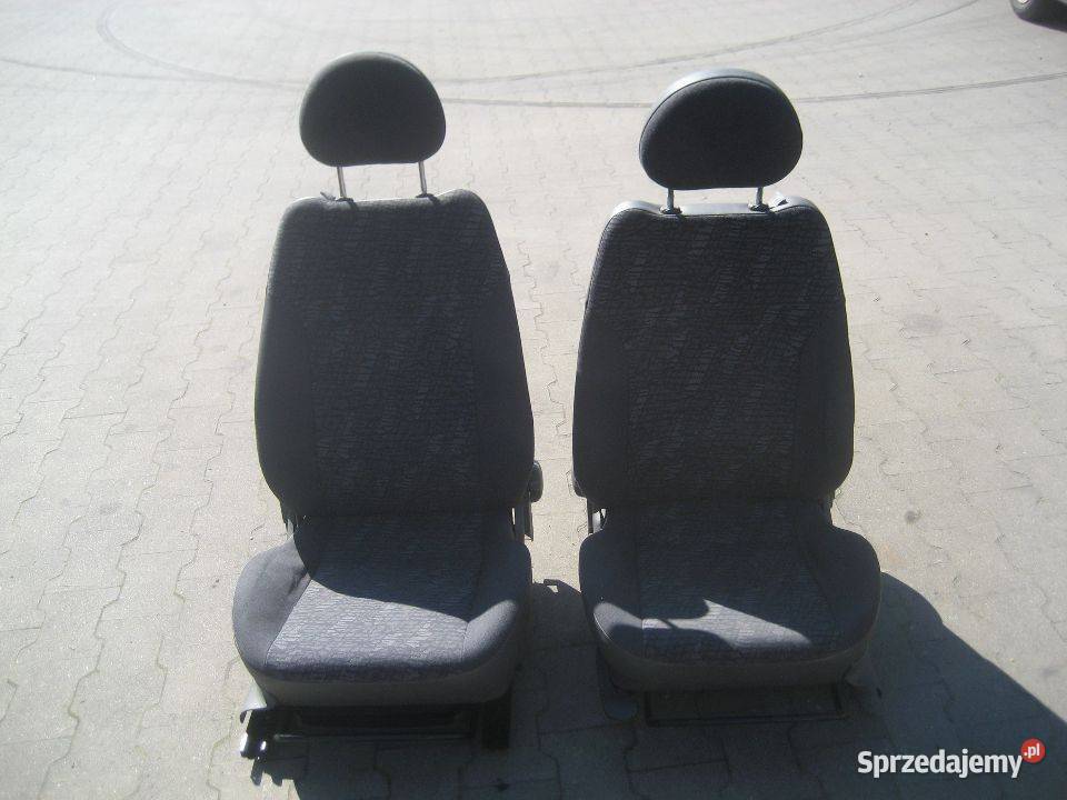 opel corsa c 0006 siedzenia fotele przód prawy Rakoniewice
