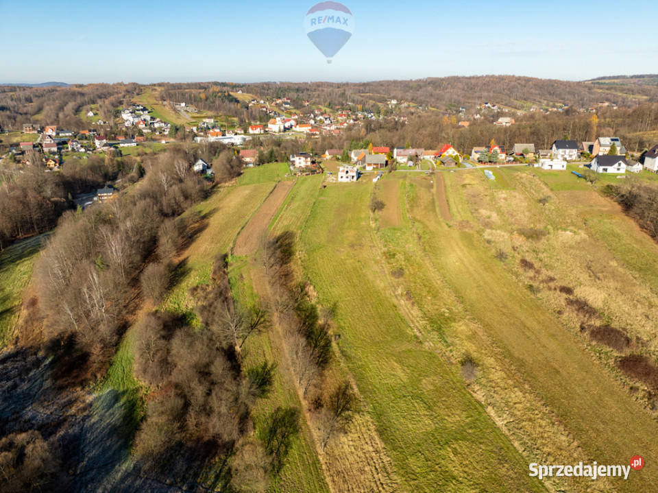 Działka w otoczeniu przyrody Izdebnik utwardzona