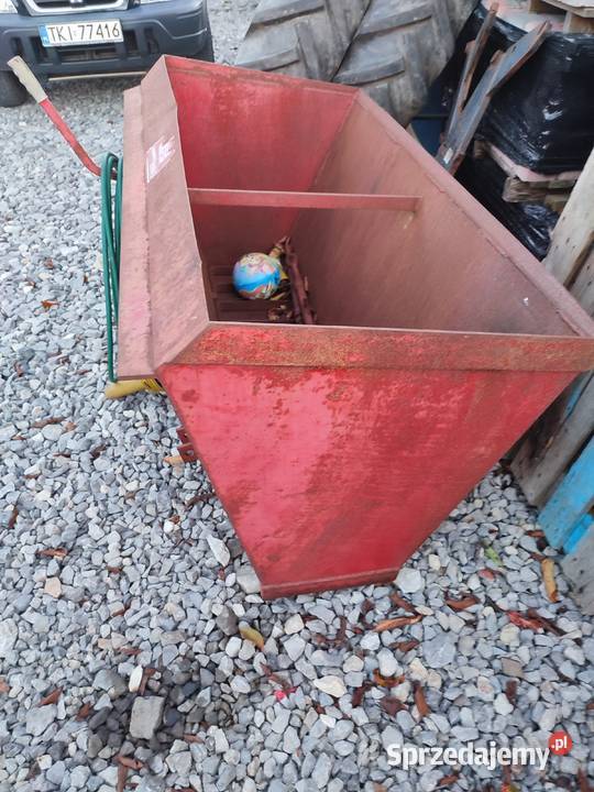Rozsiewacz do wapna nieuszkodzony Rozsiewacze nawozów Nowa Słupia