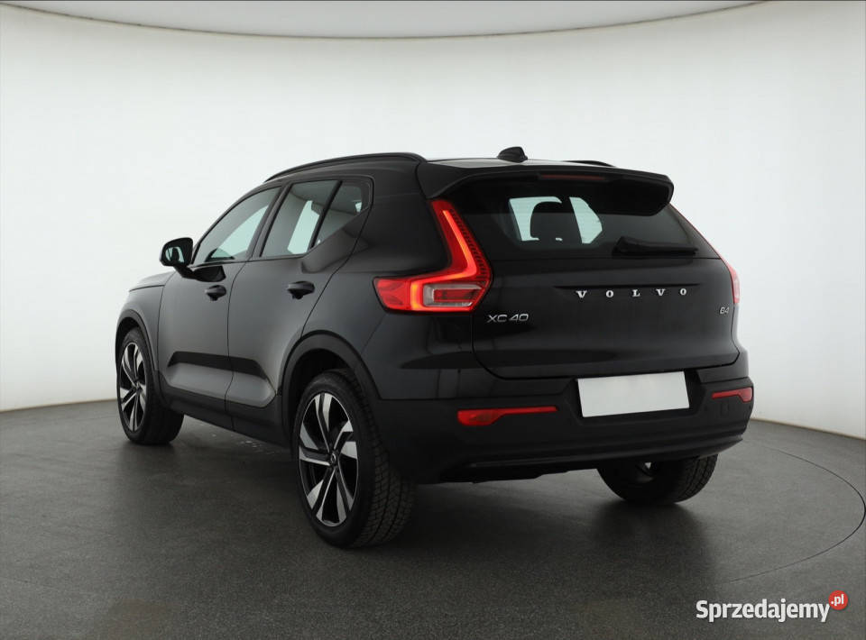 Volvo XC40 B4 czarny Piaseczno