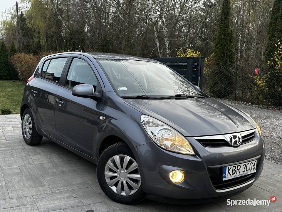 Hyundai i20Pełny Automat 10 lat jedną Rok produkcji 2010 Nowa Iwiczna