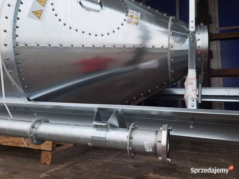 Silos paszowy lejowy o ładowności 15 ton Kruszyna