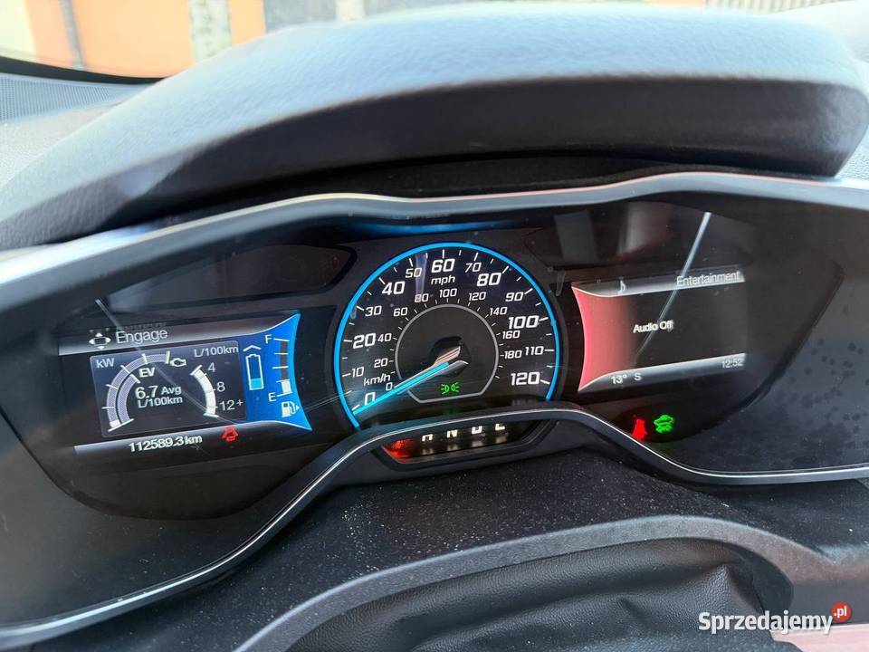 Ford c 20 hybryda Pobiedziska