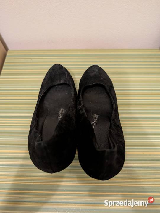 Buty czarne na obcasie 37 Gorlice sprzedam
