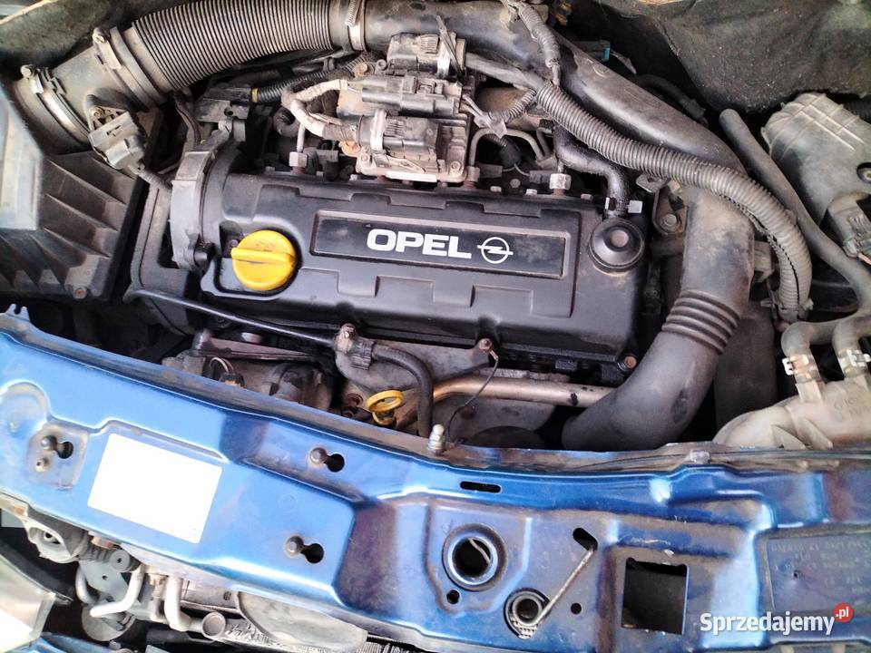 Opel Meriva 17 Isuzu klima 2004r elektryczne szyby Bielawy