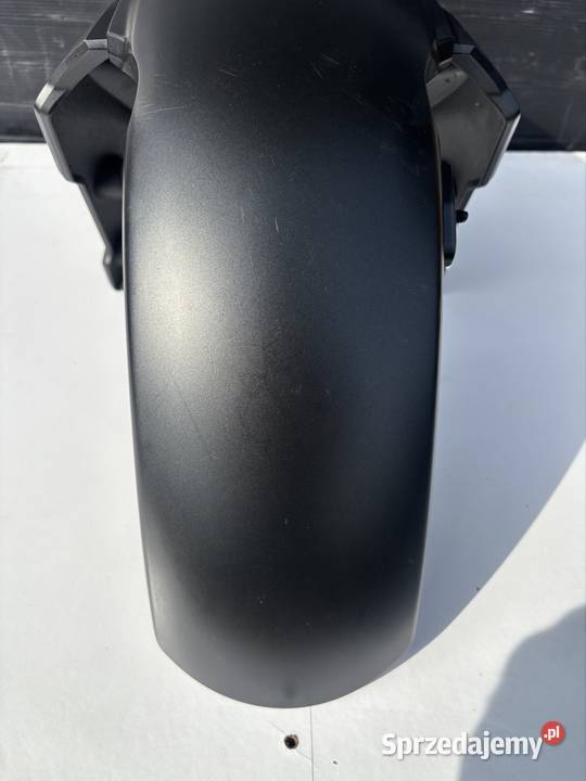 BŁOTNIK PRZEDNI HONDA CB 125 Radom