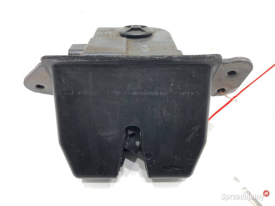 ZAMEK KLAPY TYŁ HYUNDAI i40 Kombi osobowe