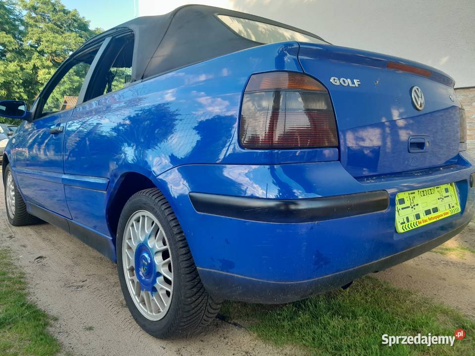 VW Golf IV 16 benzyna Cabrio Karmann z de alu 1595cm3 Wronki sprzedam