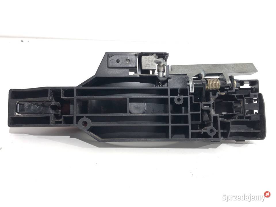 KLAMKA ZEWNĘTRZNA PRAWY TYŁ RENAULT KADJAR SUV