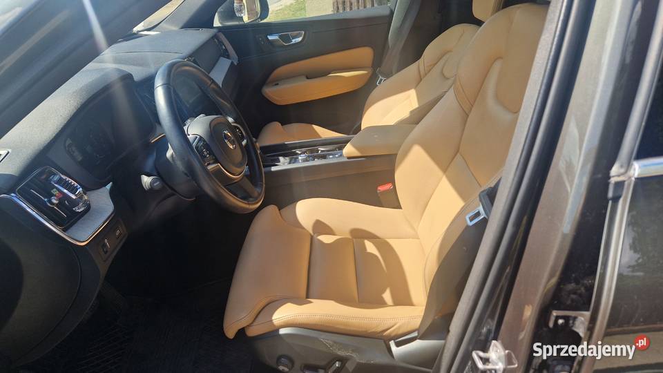 Volvo XC 60 D4 AWD Geartronic Inscription 2018 r nieuszkodzony Zduny