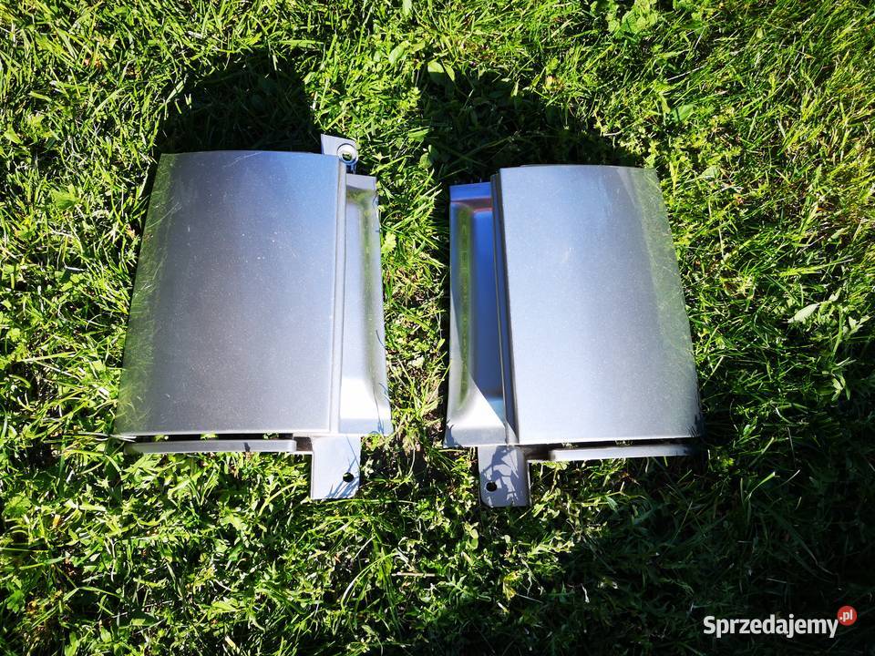 Nakładki pod tylną lampę prawa i lewa Nissan Nowe Skalmierzyce