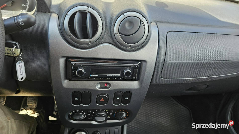 Dacia Duster 4x4 benzyna 16 idealna pod lpg I centralny zamek Chełm Śląski
