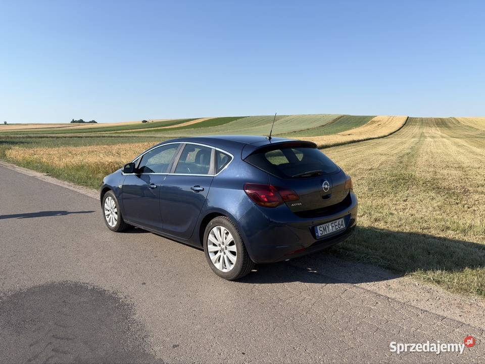 Opel Astra J 14 benzyna Klima wielofunkcyjna kierownica Astra śląskie Pilica