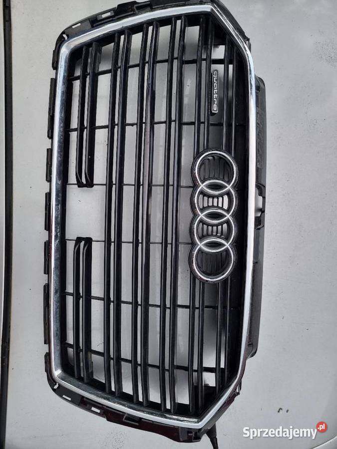Audi A3 8V 8V5 Gril Atrapa Grill Znaczek Quattro Rok produkcji 2016 Skawina