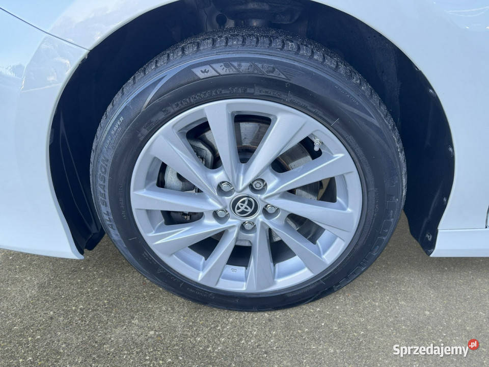 Toyota Camry VAT 23 Comfort 25 hybrid 218 eCVT 218KM Myślenice