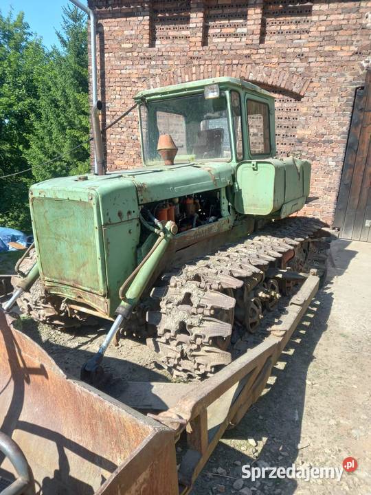 Ciąg gąsienicowy DT 75 spychacz dolnośląskie Jelenia Góra