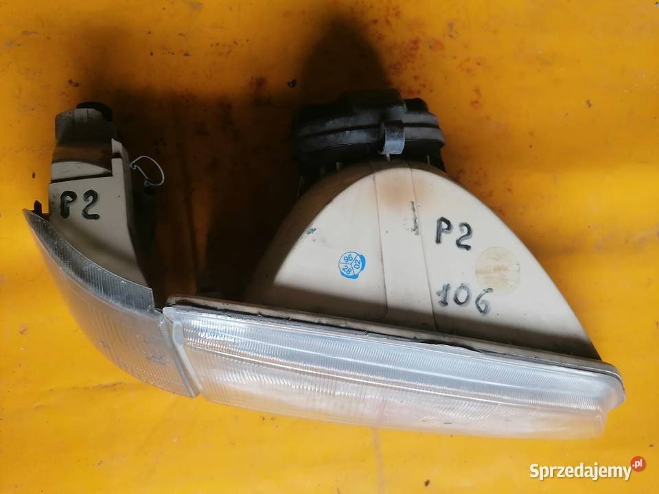 lampa przód prawa Peugeot 106 r9296