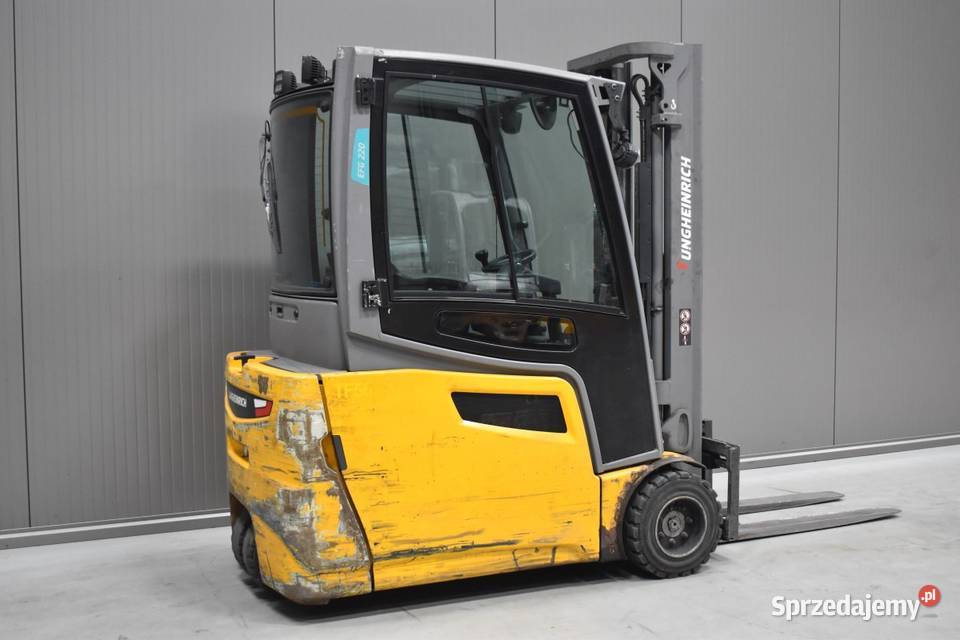 Wózek widłowy JUNGHEINRICH EFG 220 2000 udzwigu Czechy