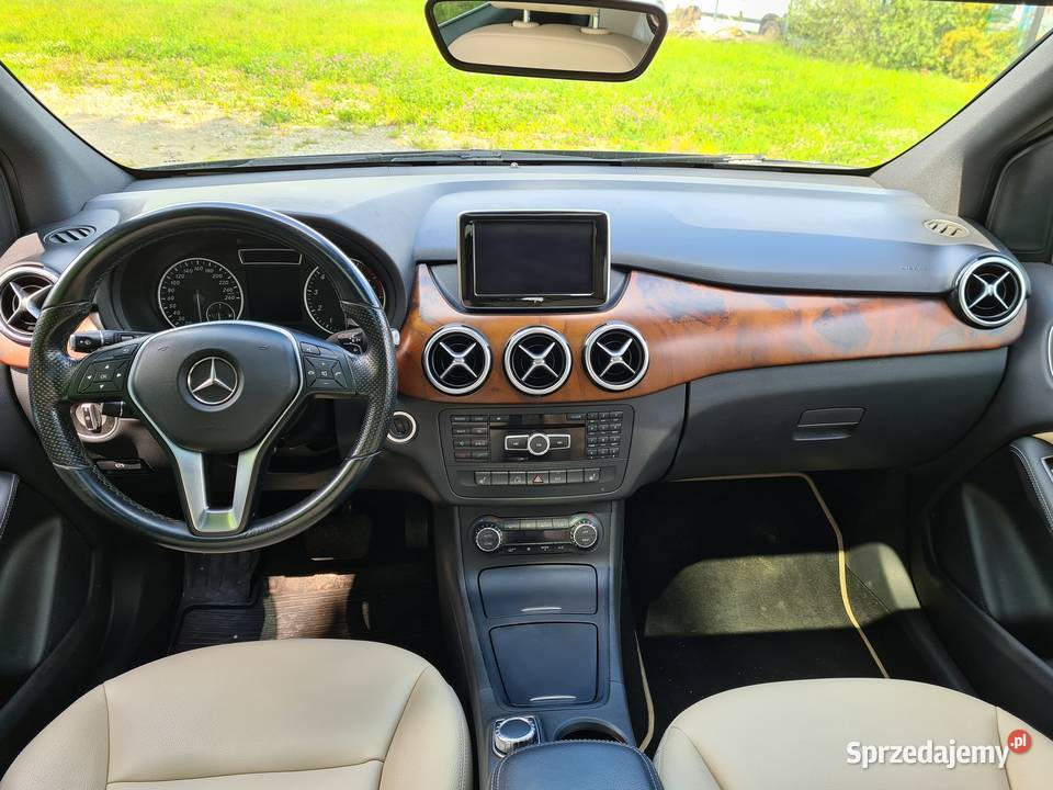 Mercedes Benz B250 Benzyna Automat Skóry Pakiet poduszka powietrzna Klasa B