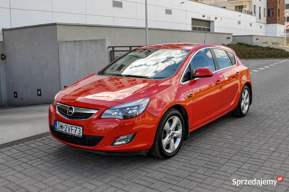Opel Astra J 16T 180 LPG Bezwypadkowy Astra Wrocław