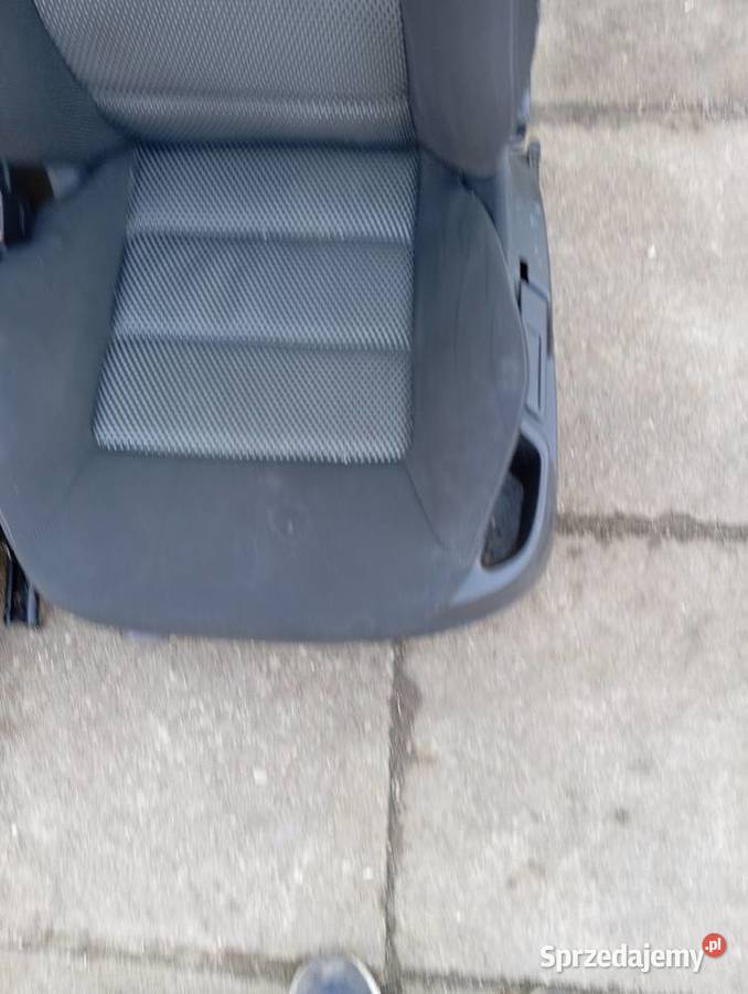 Skoda Octavia II HB FOTELE KANAPA Kobylnica