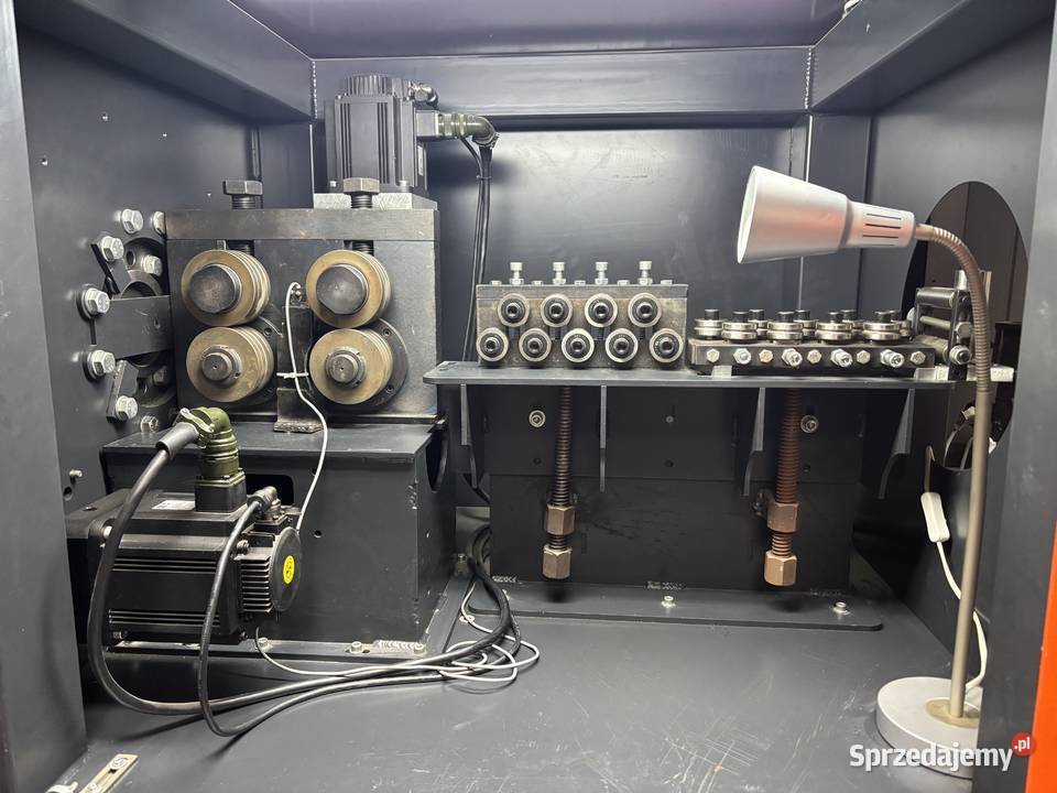 Giętarka 3D do drutu automat