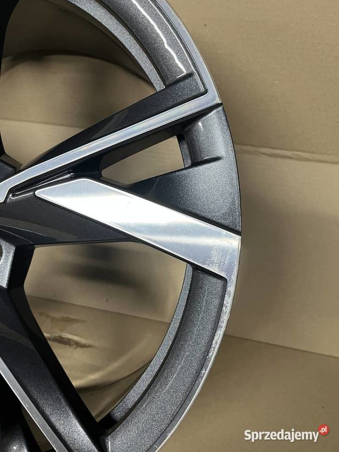 Felga pojedyncza Skoda Enyaq iV 50 60 Wz Taurus Audi OE Gostyń