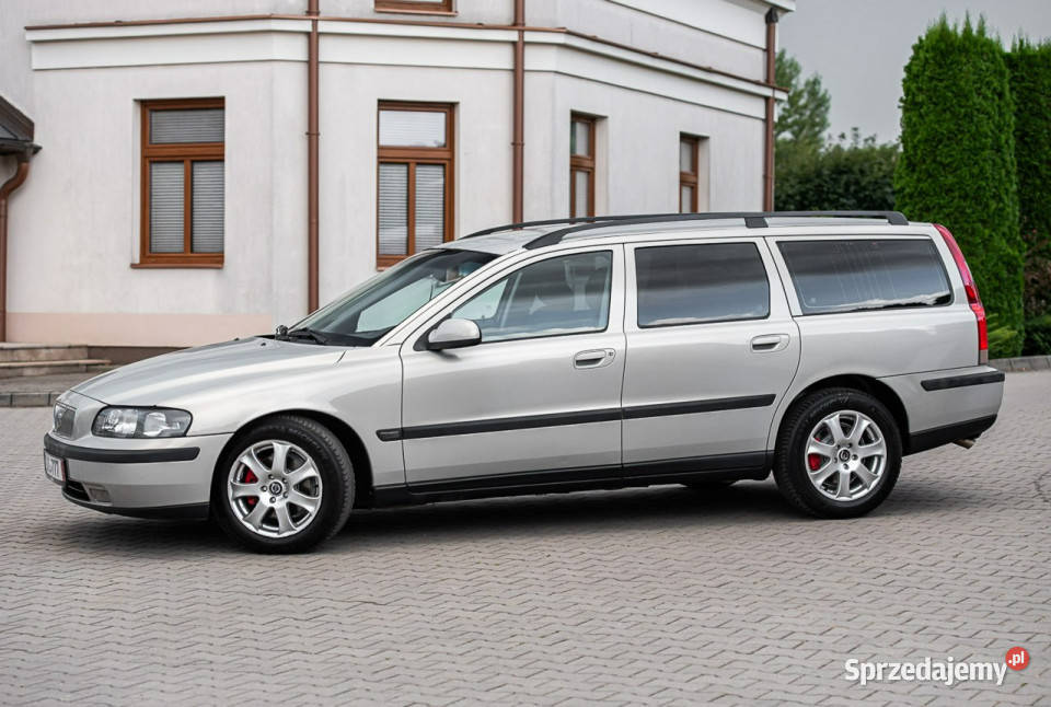 Volvo V70 24i 140 Super Stan Opłacony II aluminiowe felgi mazowieckie Zwoleń sprzedam