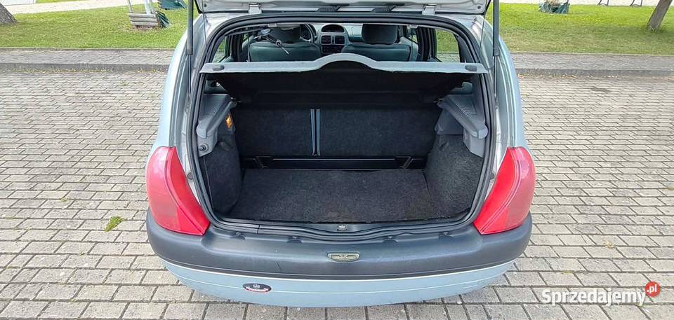 Renault Clio 2 12 8v Klimatyzacja Zdrowy i nieuszkodzony