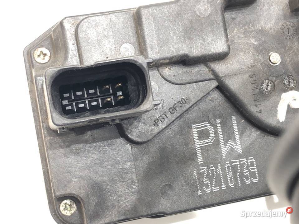 ZAMEK DRZWI PRAWY TYŁ OPEL ZAFIRA B Minivan