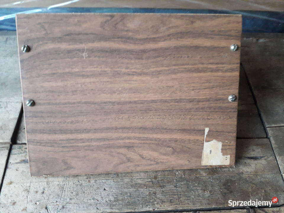 Półeczka z płyty meblowej z ciemną okleiną 30x22 Kraków sprzedam
