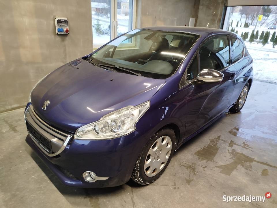Peugeot 208 nieuszkodzony Rzeszów sprzedam