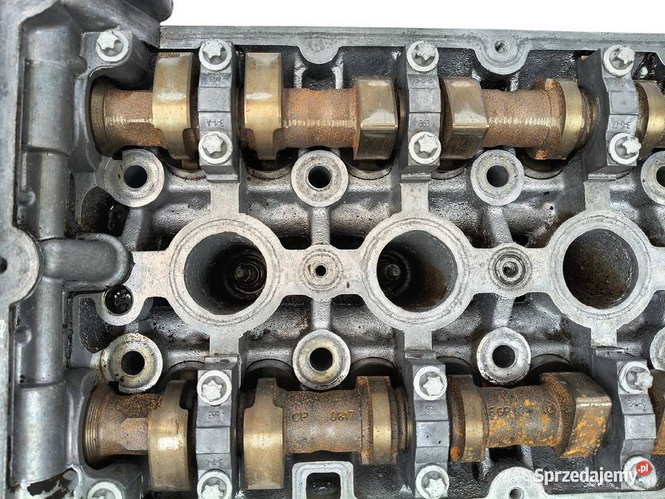 GŁOWICA CYLINDRÓW Z WAŁKAMI Opel Zafira Astra 18 osobowe Głowice cylindrów Chełm