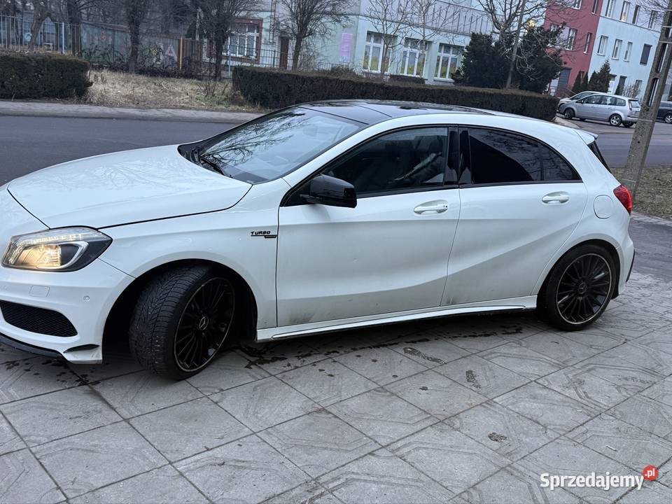 MercedesBenz AClass W176 AMG Line Panorama