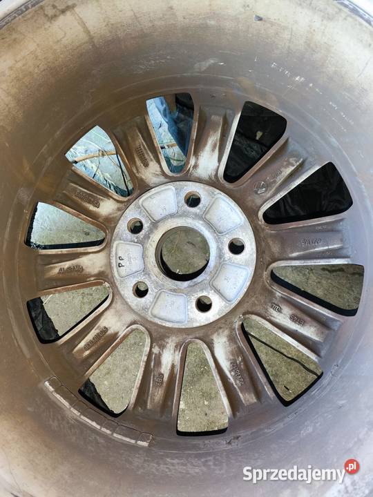Felgi z dobrymi oponami zimowymi Tychy
