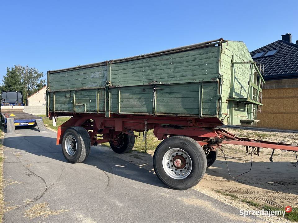 Przyczepą Rolniczą wywrotka 18 dmc Włoszczowa