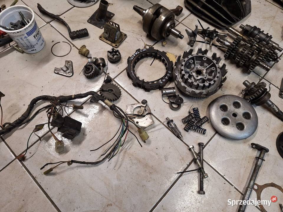 Yamaha DT 125 MX silnik części wał kapa cylinder