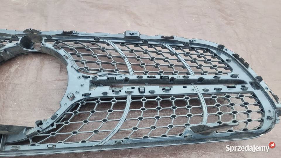 MERCEDES GLC W253 AMG DIAMOND GRILL ATRAPA 1780 osobowe śląskie Ruda Śląska