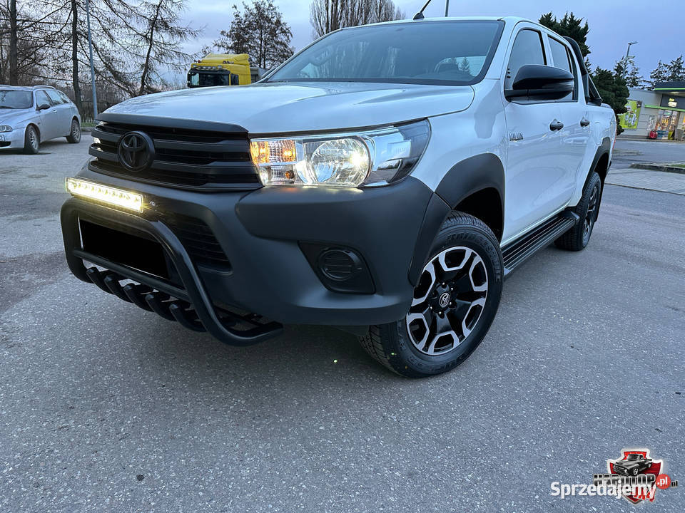 Orurowanie Toyota HILUX Kły Baranek Niskie Grill Pasłęk sprzedam