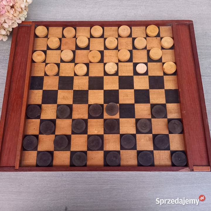 Stare drewniane warcaby z lat 50tych dwustronna