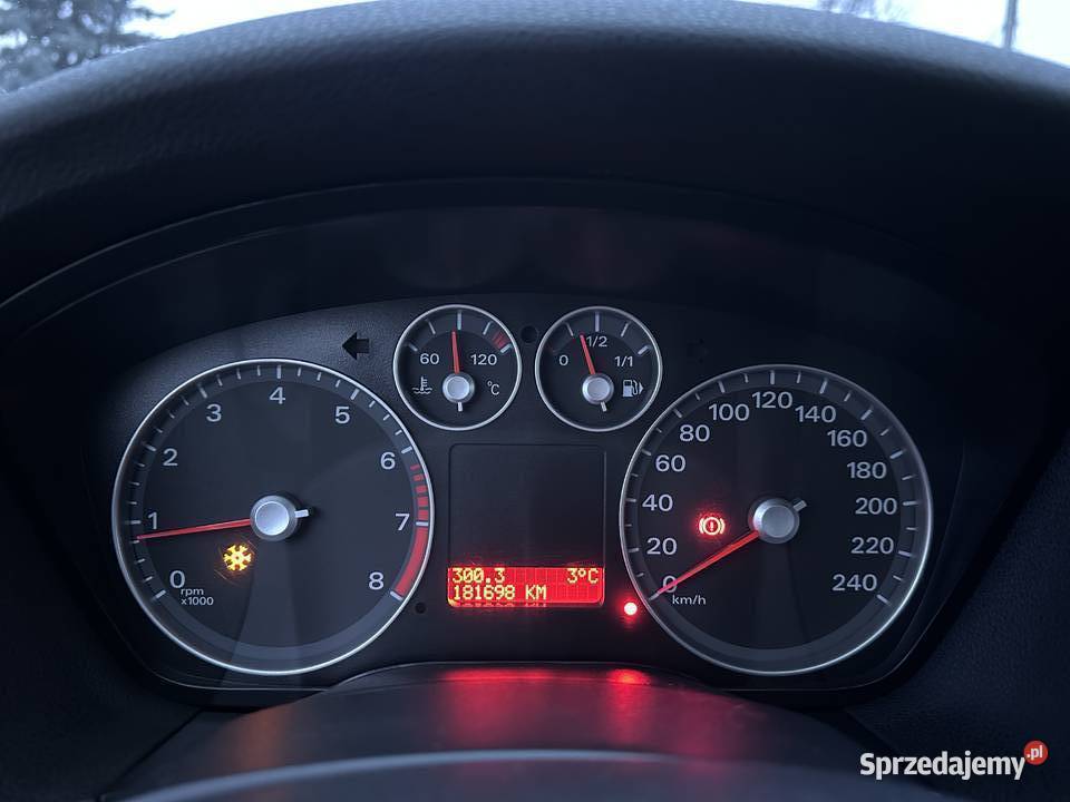 Ford Focus 16 benzyna 100Nowe sprzęgło Warszawa