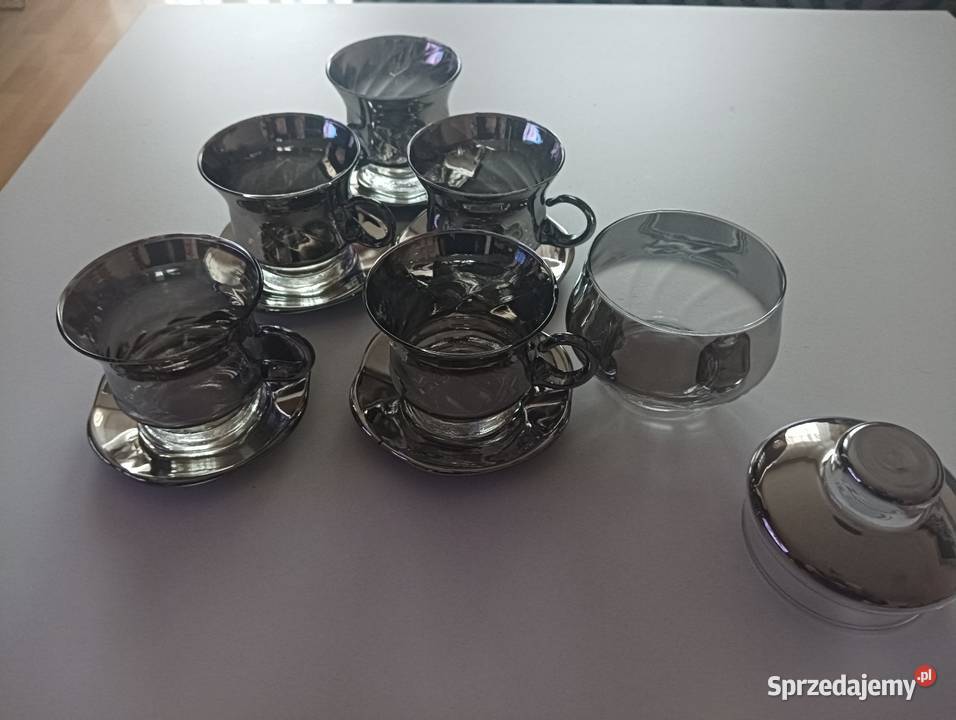 Filiżanki cukiernica szklanne z PRL Filiżanki i spodki Bieruń