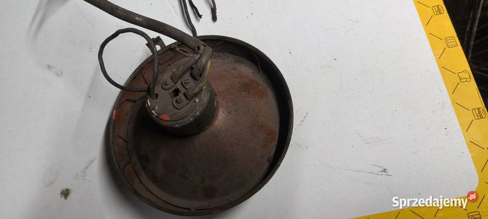 Lampa klosz odbłyśnik ramka oprawka żarówki jawa
