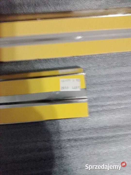 Suzuki Swift 3 5D listwy progowe progi Sosnowiec