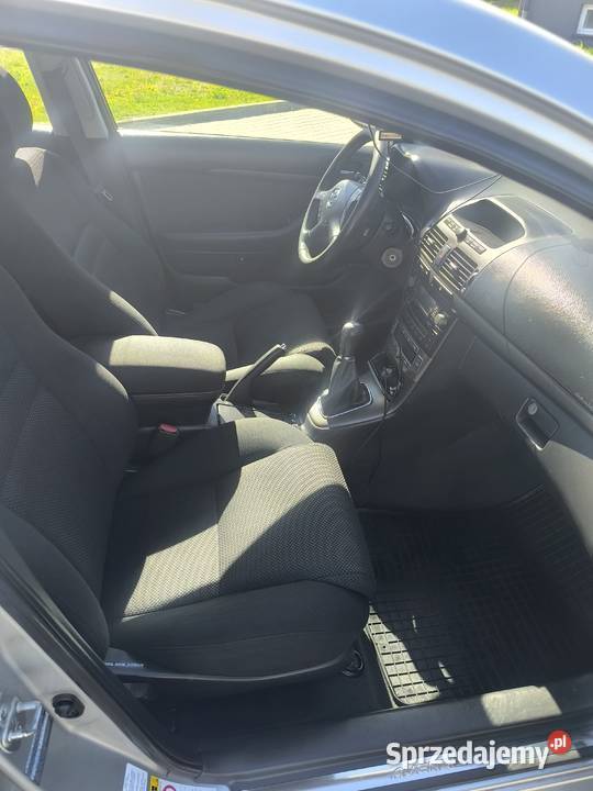 Toyota Avensis 18 20052006 sprowadzony Avensis Samochody osobowe Wieniawa