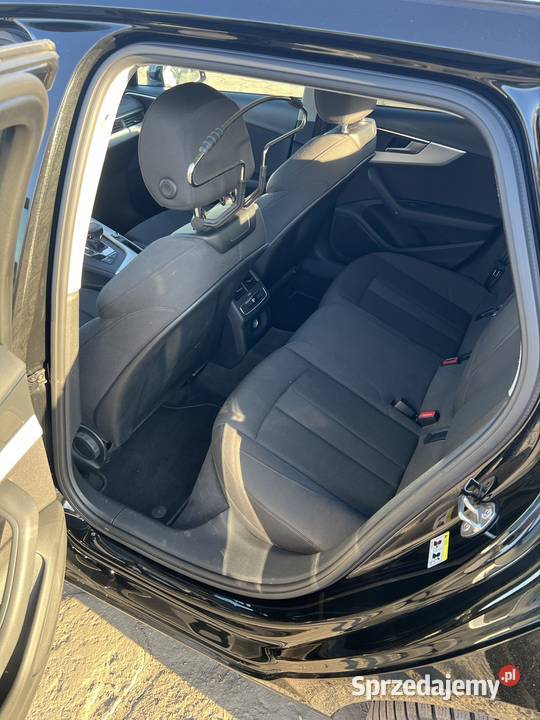 Audi A4B9 Avant 40TDI MP3 łódzkie Pawłowice
