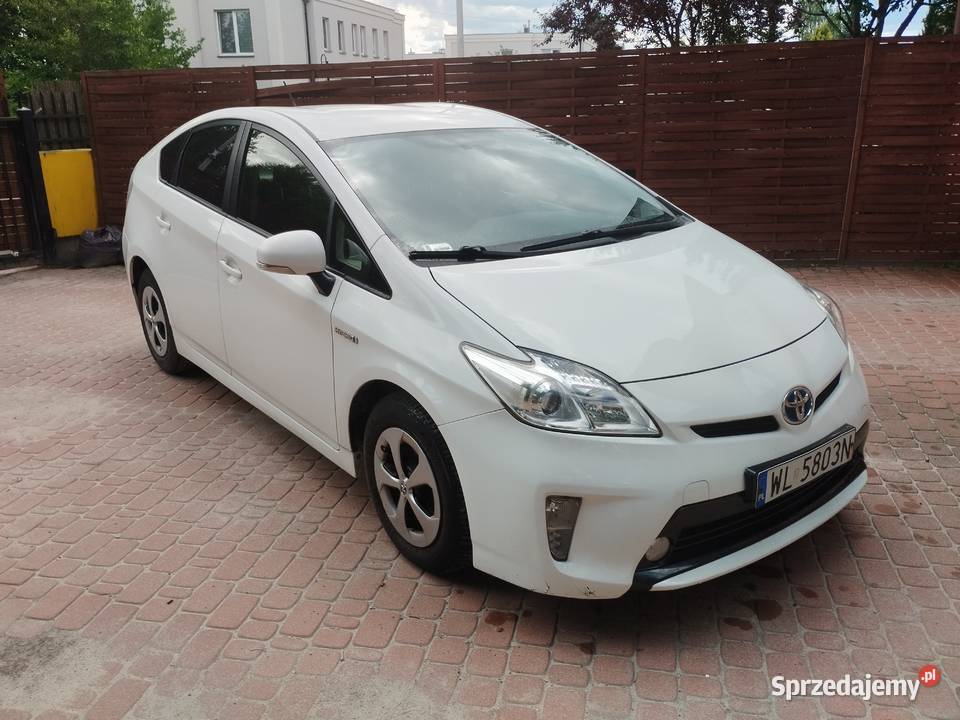 Toyota Prius Active hybryda 2015 Wólka Górska sprzedam