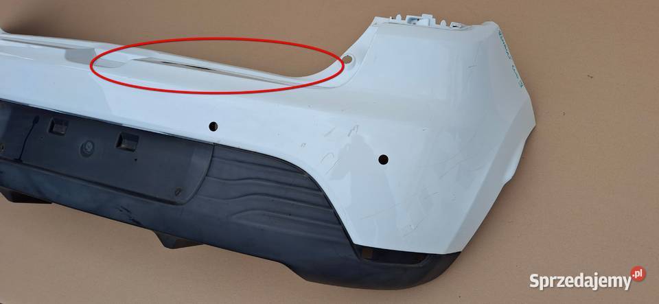 RENAULT CLIO IV HB ZDERZAK TYŁ TYLNY DOKŁADKA Bieleń