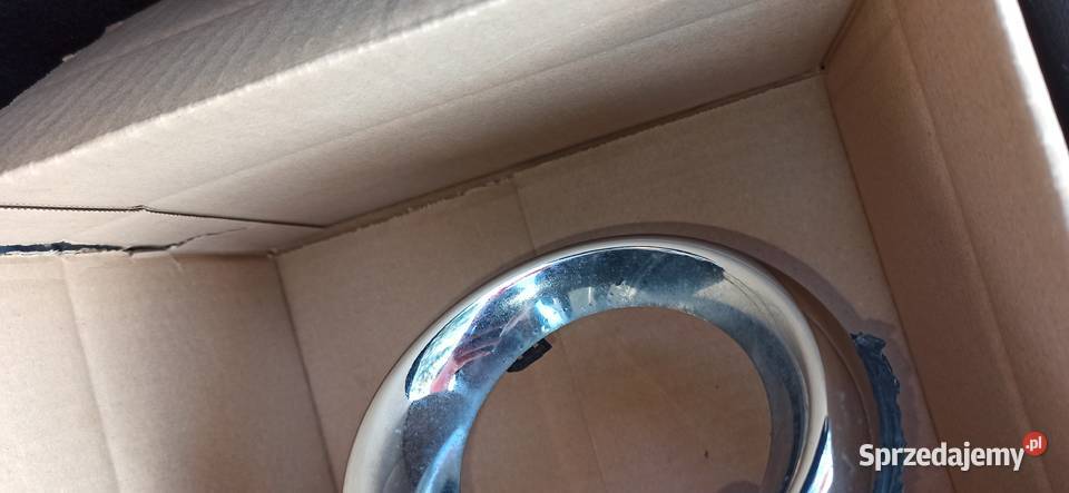 Ramka halogenu chrom Peugeot 207 Ostrzeszów